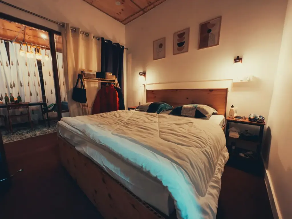 Airbnb turnover cleaning service in a cozy downtown Murfreesboro short-term rental bedroom