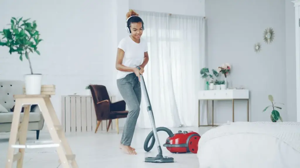Recurring residential cleaning service in a Three Rivers, Murfreesboro home